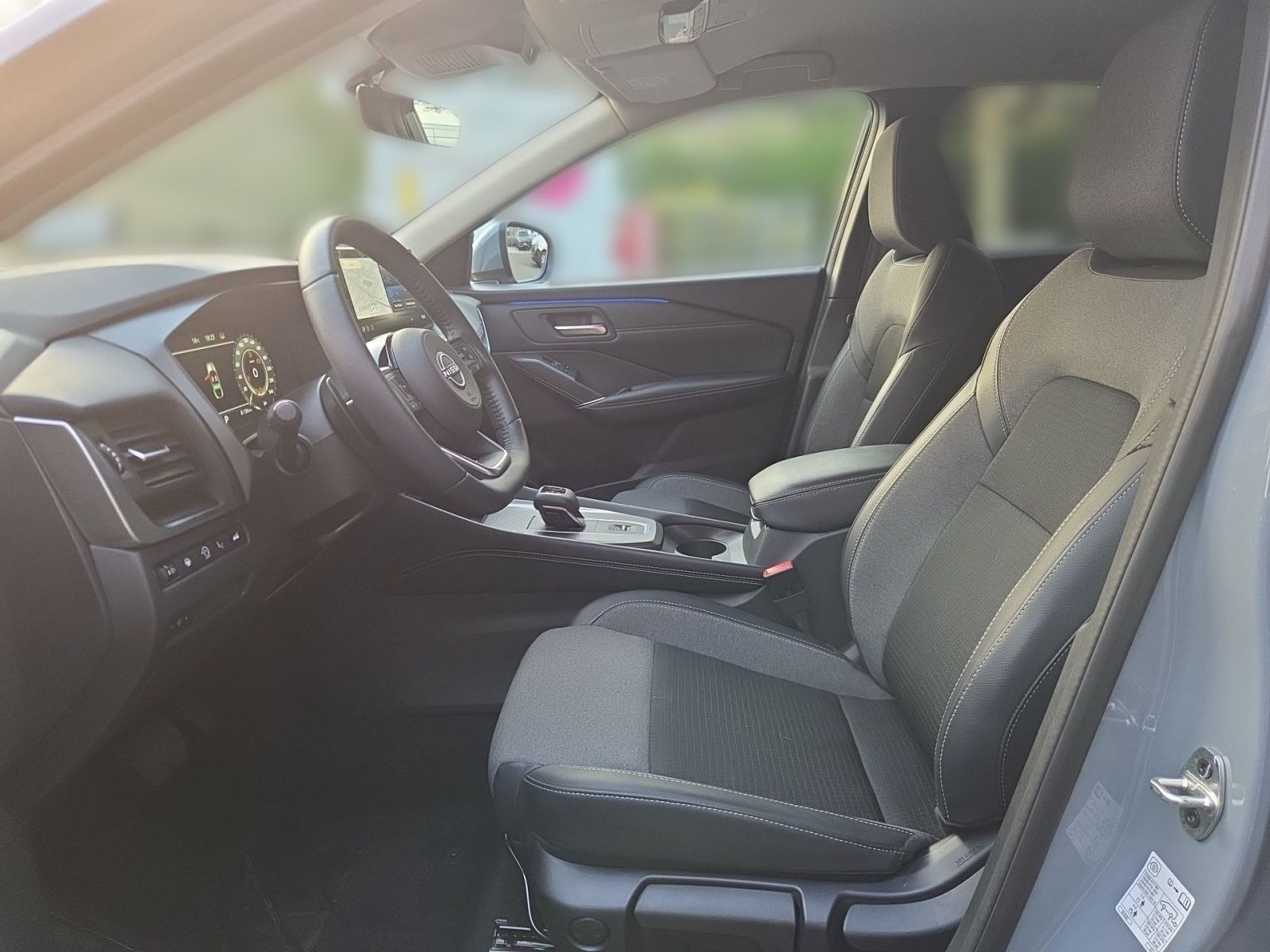 Fahrzeugabbildung Nissan Qashqai 1.3 DIG-T MHEV N-Connecta 158 PS Autom.