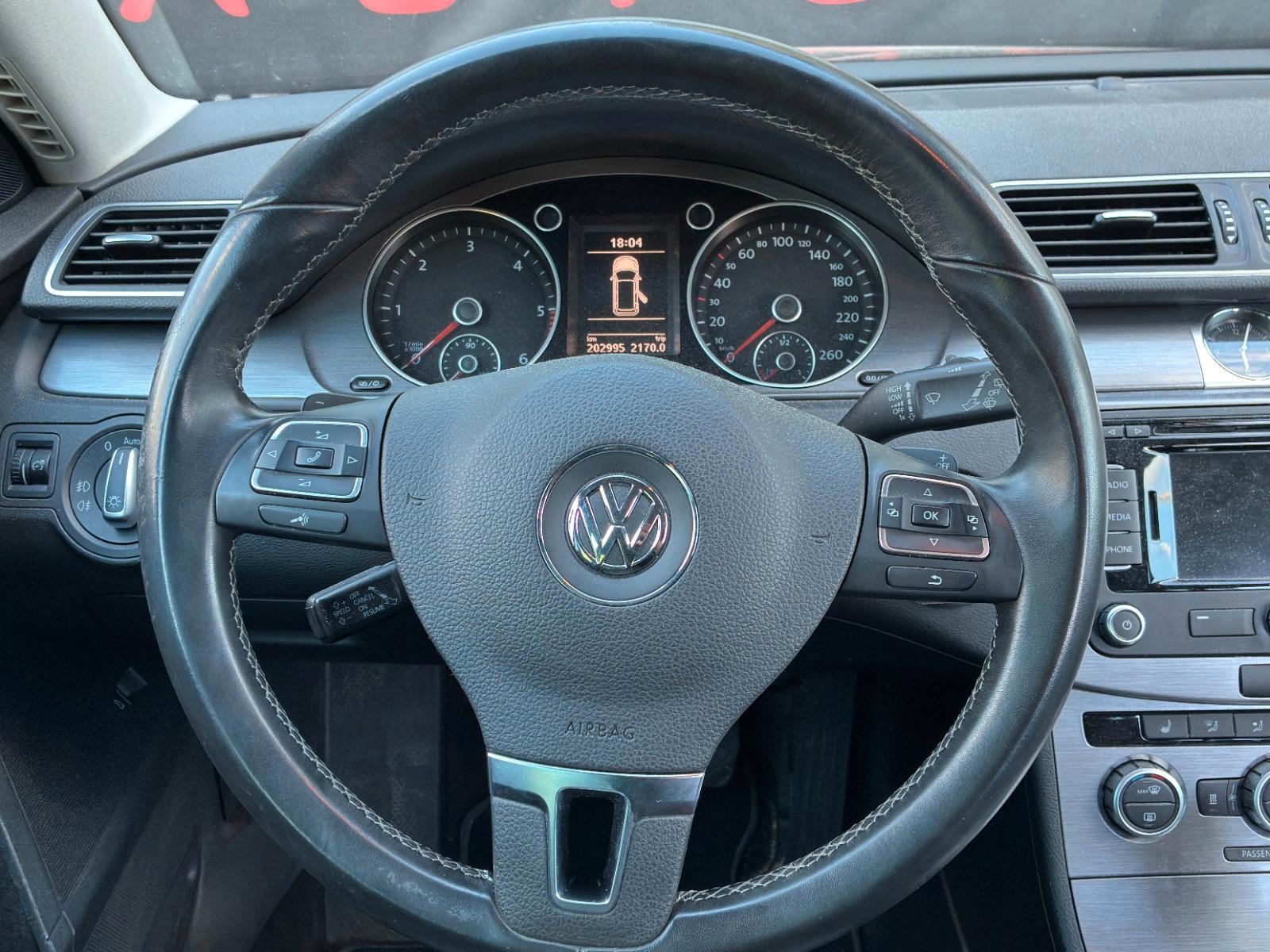 Volkswagen Passat 2014 — photo 9