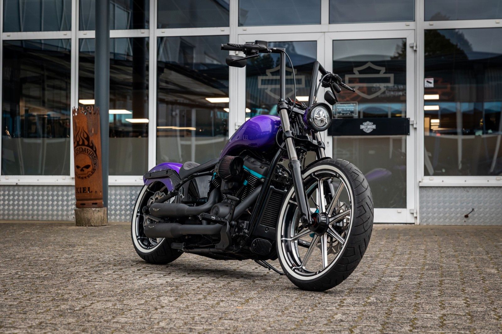Fahrzeugabbildung Harley-Davidson FXBB STREET BOB SOFTAIL - PENZL V 2 - 128 CUI