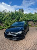 Volkswagen Golf 1.0 TSI 63kW Comfortline Comfortline - Volkswagen Golf mit Benzin-Antrieb: Limousine, 1.6