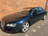 Audi A8 3.0 TDI quattro - blaue Audi A8