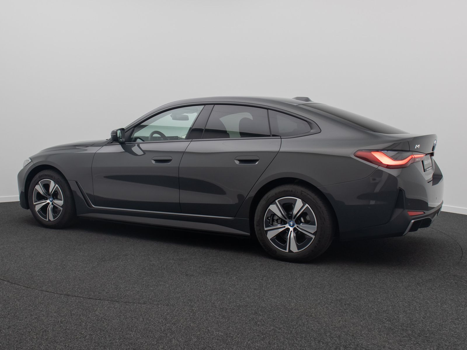 Fahrzeugabbildung BMW i4 eD35 Gran Coupe Glasdach HUD Komfort 360&deg;H/K