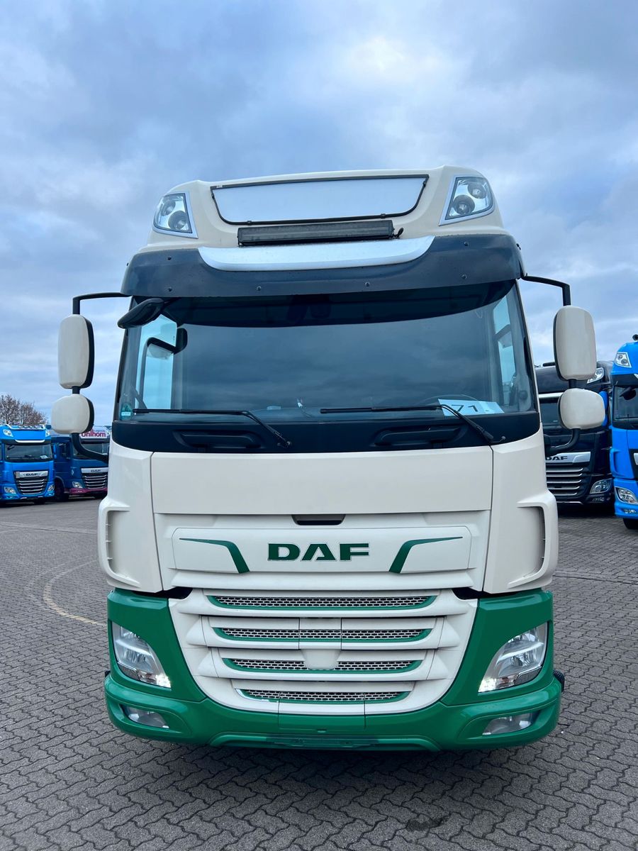 Fahrzeugabbildung DAF CF 450 FT SC, Intarder