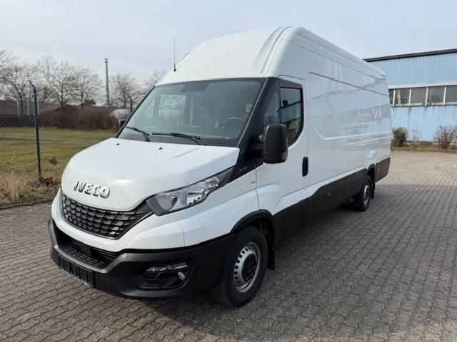 Fahrzeugabbildung Iveco Daily 35S14V Kastenwagen 4100