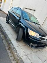 Chrysler Zu verkaufen ist ein Dodge Journey - gebrauchte Chrysler SUV & Geländewagen