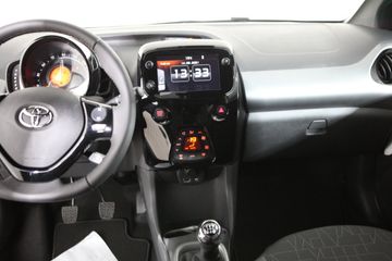 Toyota Aygo 1.0 x-final *CAM*DAB*KLIMA*TEL*