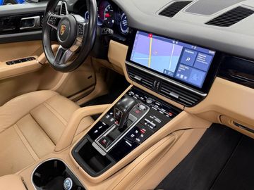 Porsche Cayenne - 12