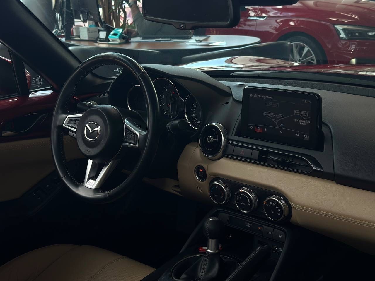 Fahrzeugabbildung Mazda MX-5 Selection KLIMA LED NAV LEDER