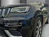 Jeep Grand Cherokee 3.0 CRD Summit Leder Dach AHK Luf - gebrauchte Jeep Grand Cherokee aus dem Jahr 2019