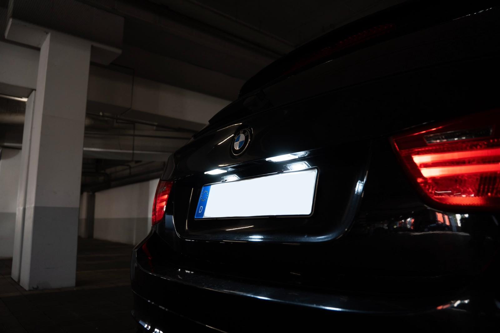 BMW 320 2009 — photo 11