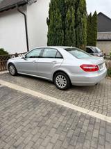 Mercedes-Benz E 350 CGI BlueEFFICIENCY ELEGANCE ELEGANCE