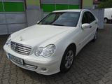 Mercedes-Benz C 200 CDI CLASSIC Automatik Klima 2 Hand - Mercedes-Benz aus 2004: Class