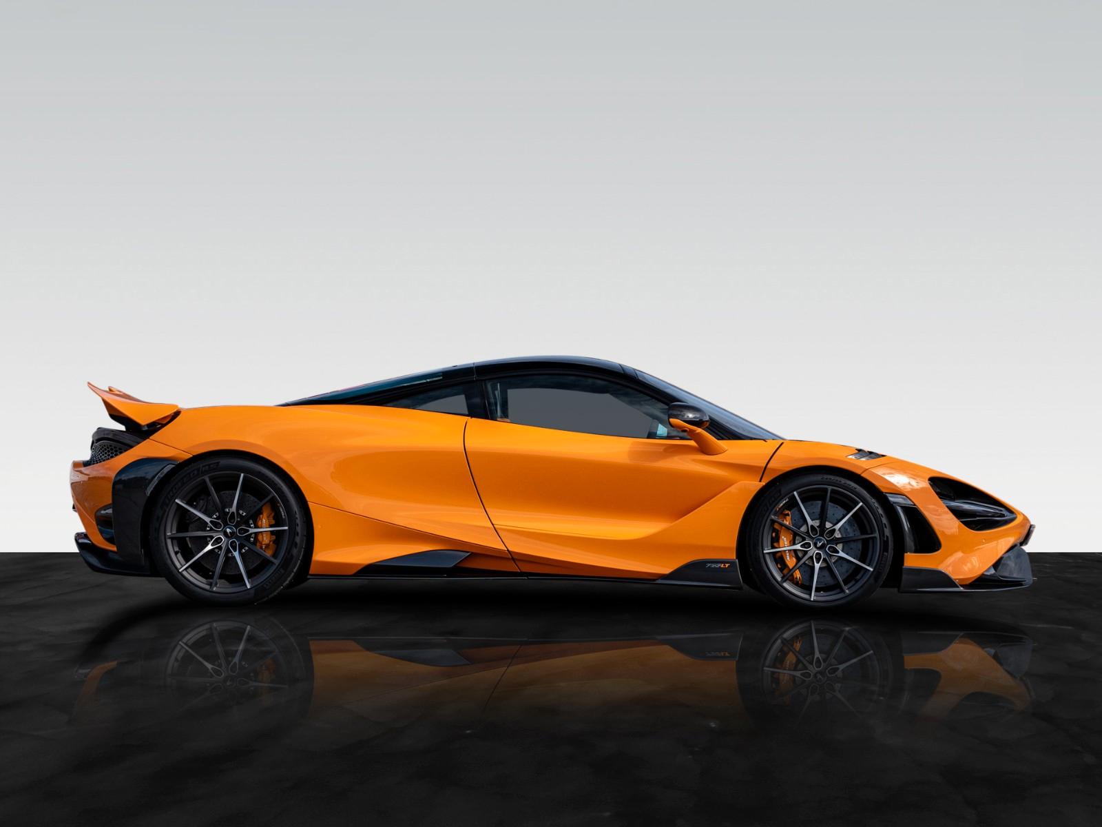 McLaren 765LT Coupé | Racing Seats | Engine Window