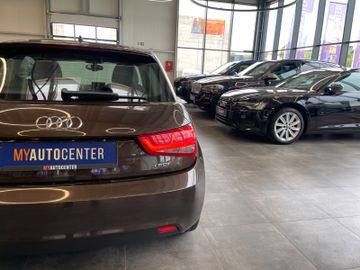 Audi A1 ambition *BI-XENON*PDC*KLIMAAUT*SZHZ*ALU*
