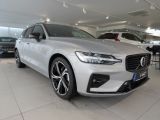 Volvo V60 B4 Diesel Plus Dark 19 Zoll HarmannKardon 36