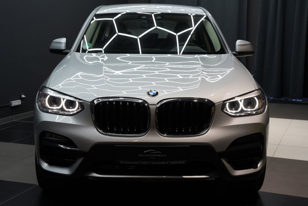 BMW X3 xDrive 20 d Advantage*AHK*KAMERA*HEADUP*LED BMW X3 xDrive 20 d Advantage*AHK*KAMERA*HEADUP*LED
