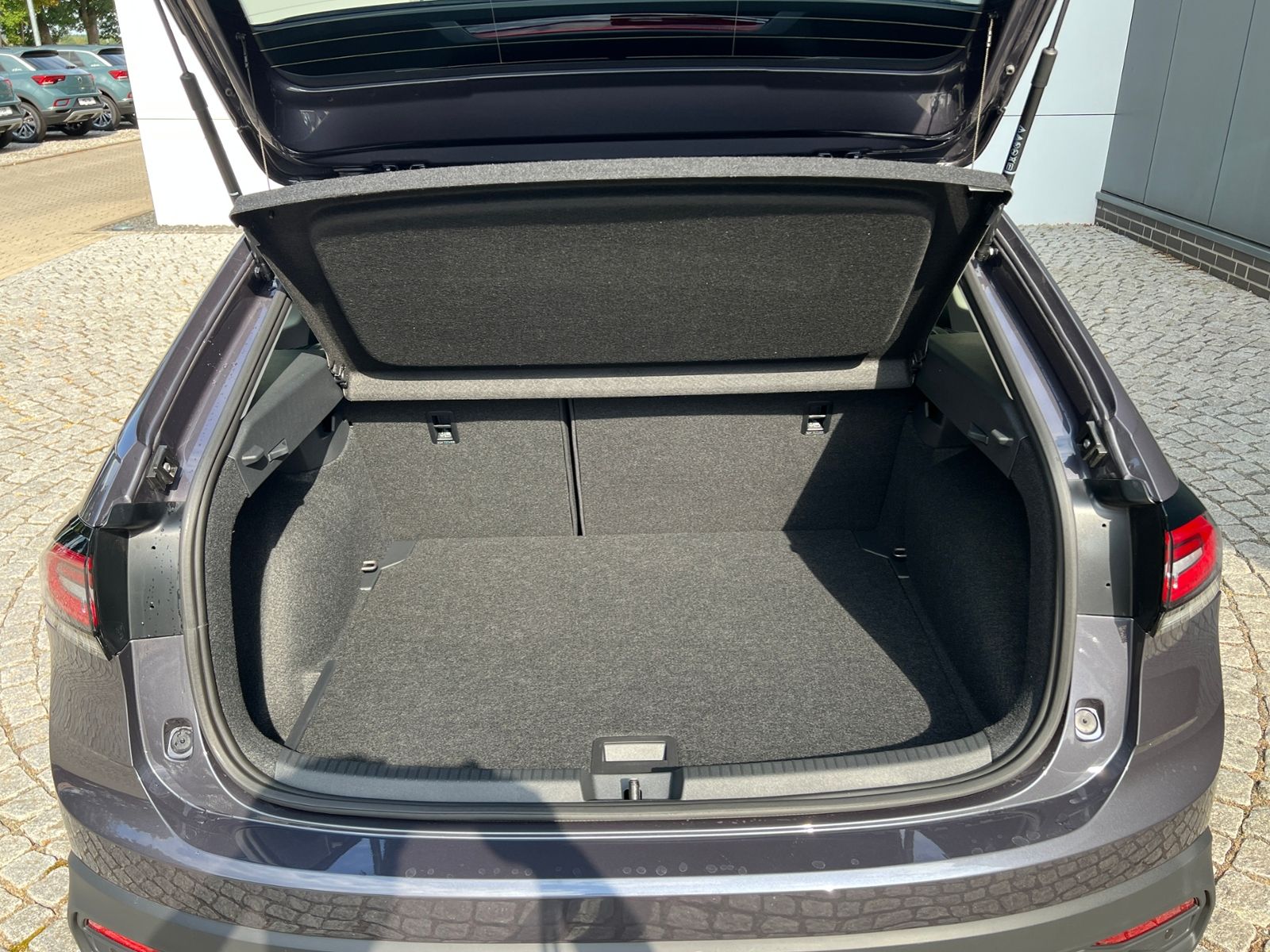 Fahrzeugabbildung Volkswagen Taigo Life 1.0 TSI DSG *IQ.Light, Ready2Discover