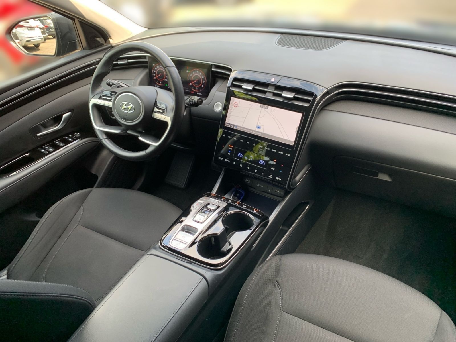 Fahrzeugabbildung Hyundai TUCSON 1.6 T-GDI Trend Plug-In Hybrid 4WD AHK
