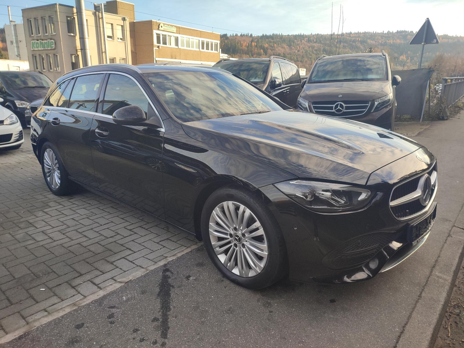 Mercedes-Benz C 200d  T-Modell LED Navi Teilleder