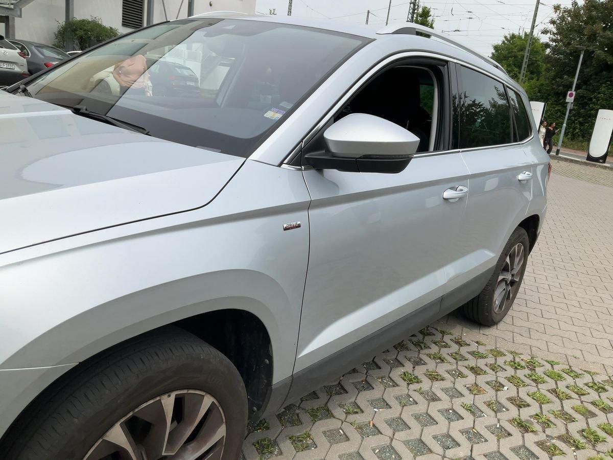 Skoda Karoq 1.5 TSI Navi 2Z. Climatronic RFK 4xSH LED