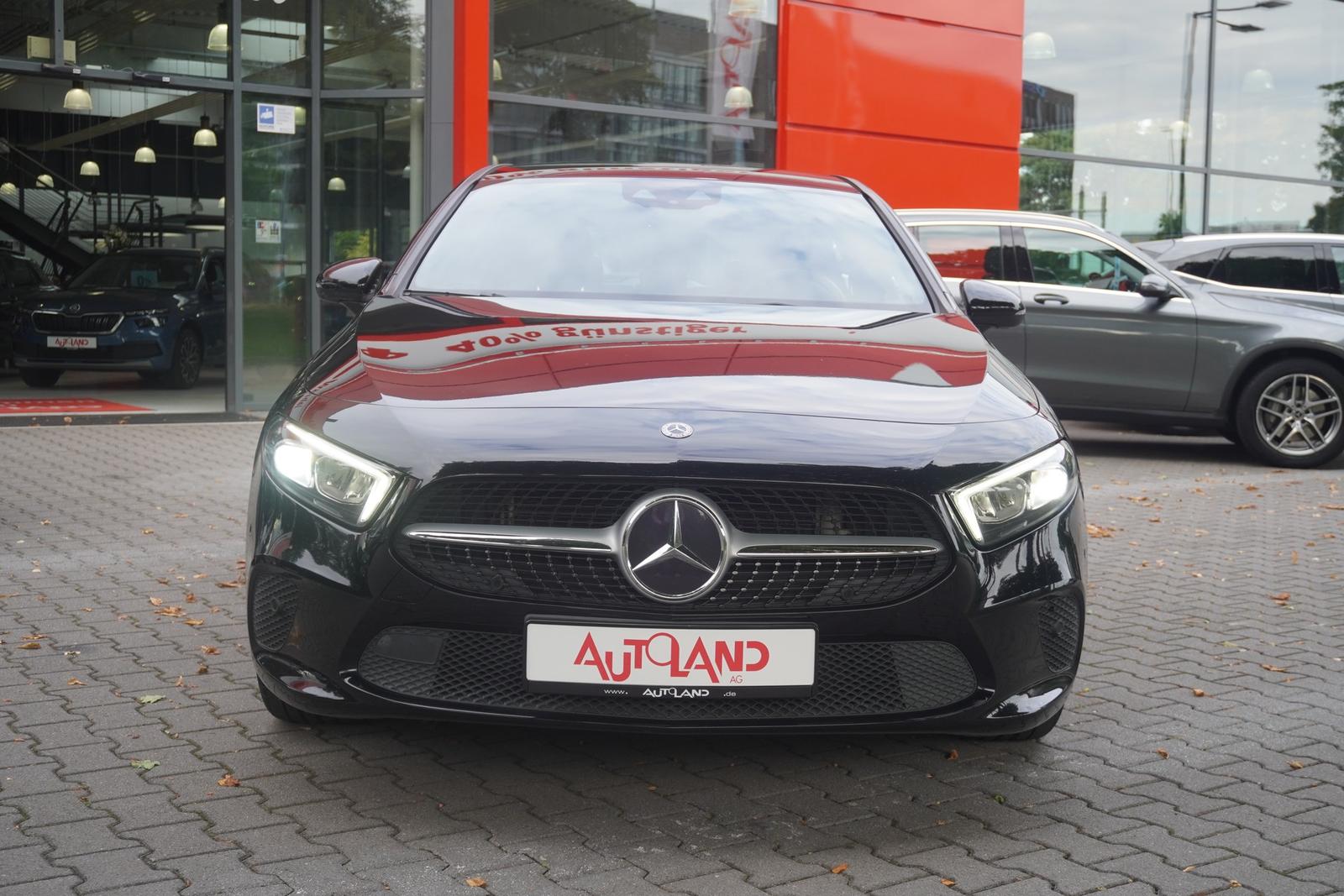 Mercedes-Benz A-Class A200 Edition 19 Totwinkel LED Digitales Cockpit, миниатюра 3