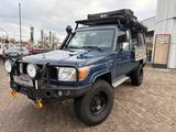 Toyota Land Cruiser GRJ78  Buschtaxi - Toyota Land Cruiser mit Benzin-Antrieb: Geländewagen