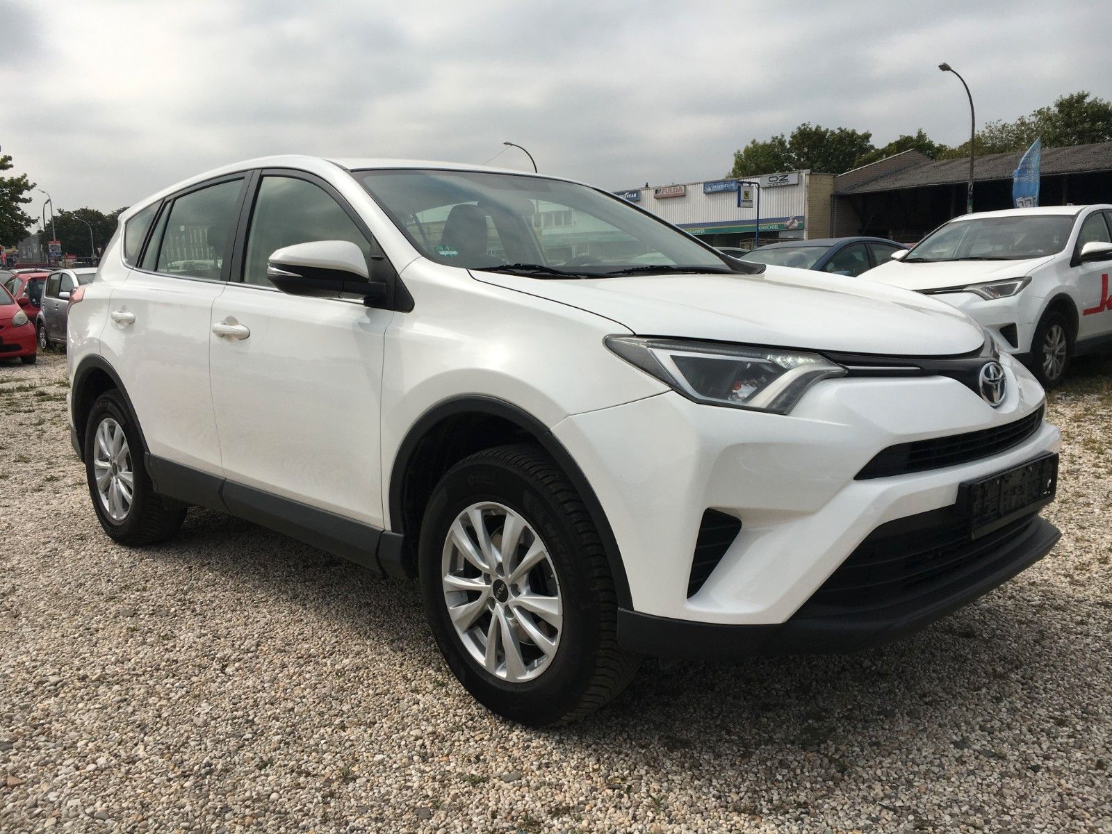 TOYOTA RAV 4