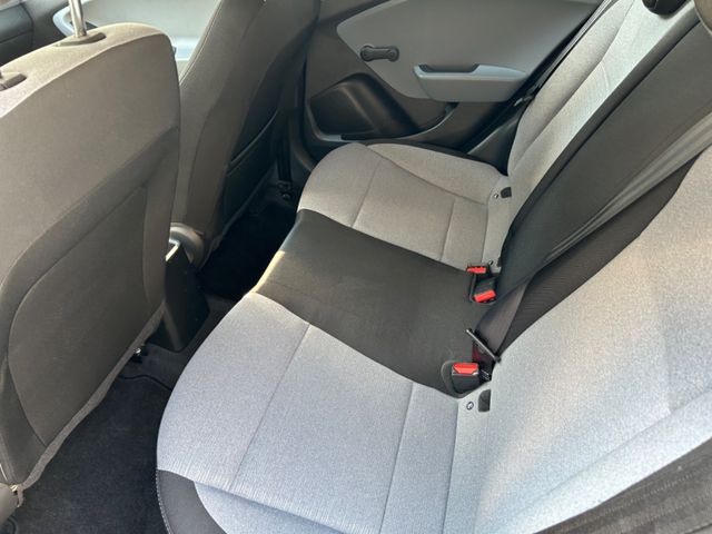 Fahrzeugabbildung Hyundai i20 +1.Hand+NaviZB+SHZ+WR+SR+Klima+