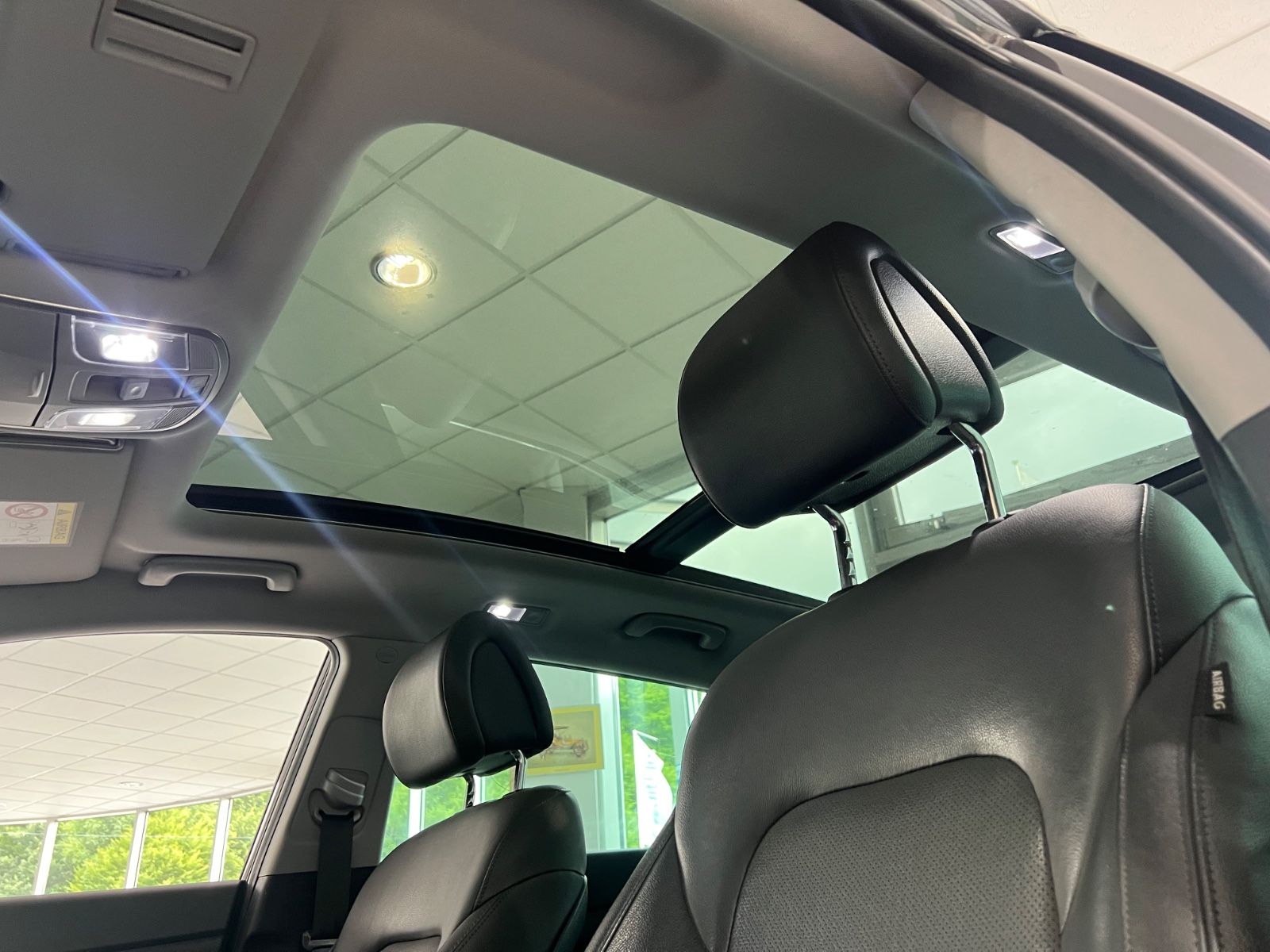 Fahrzeugabbildung Hyundai Tucson Premium 4WD *SITZBELÜFTUNG*4xSITZHEIZUNG*