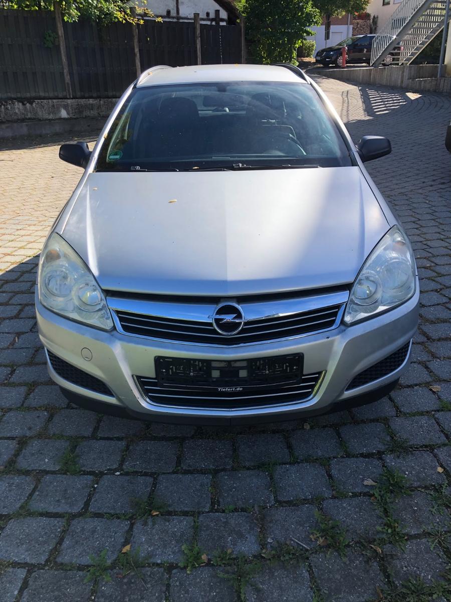 Opel Astra, 2009