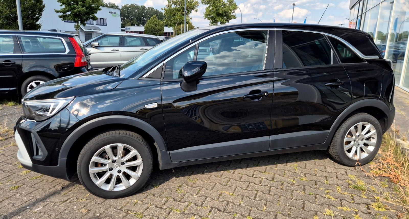 Opel CROSSLAND X 1,2 T ELEG LED NAVI KAME SPUR MO2022