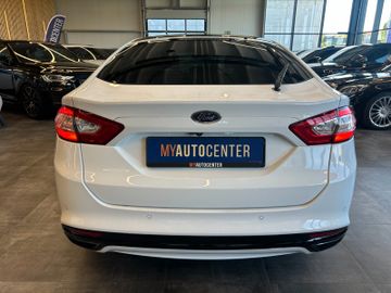 Ford Mondeo Lim *TEMPO*NAVI*KEYLESS*PANO*2-Zonen*