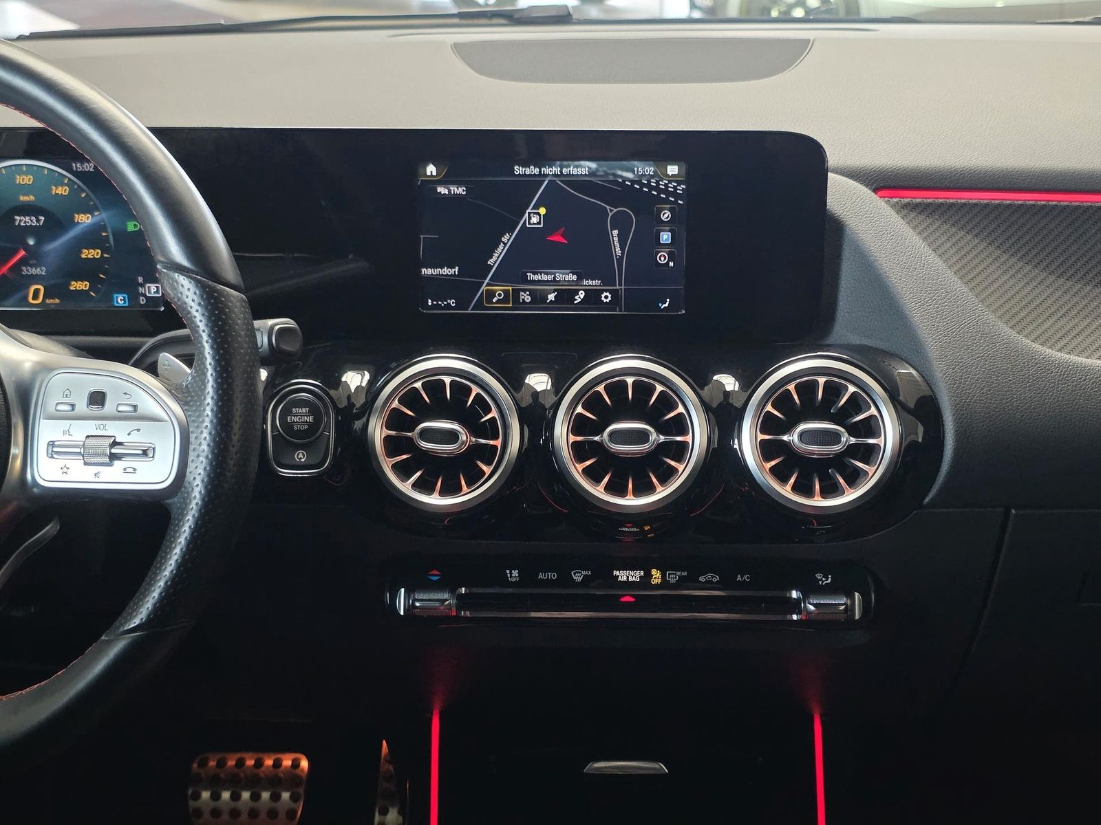 Fahrzeugabbildung Mercedes-Benz GLA 200 AMG Automatik/Nightpaket/LED/VZE/DAB/CAM