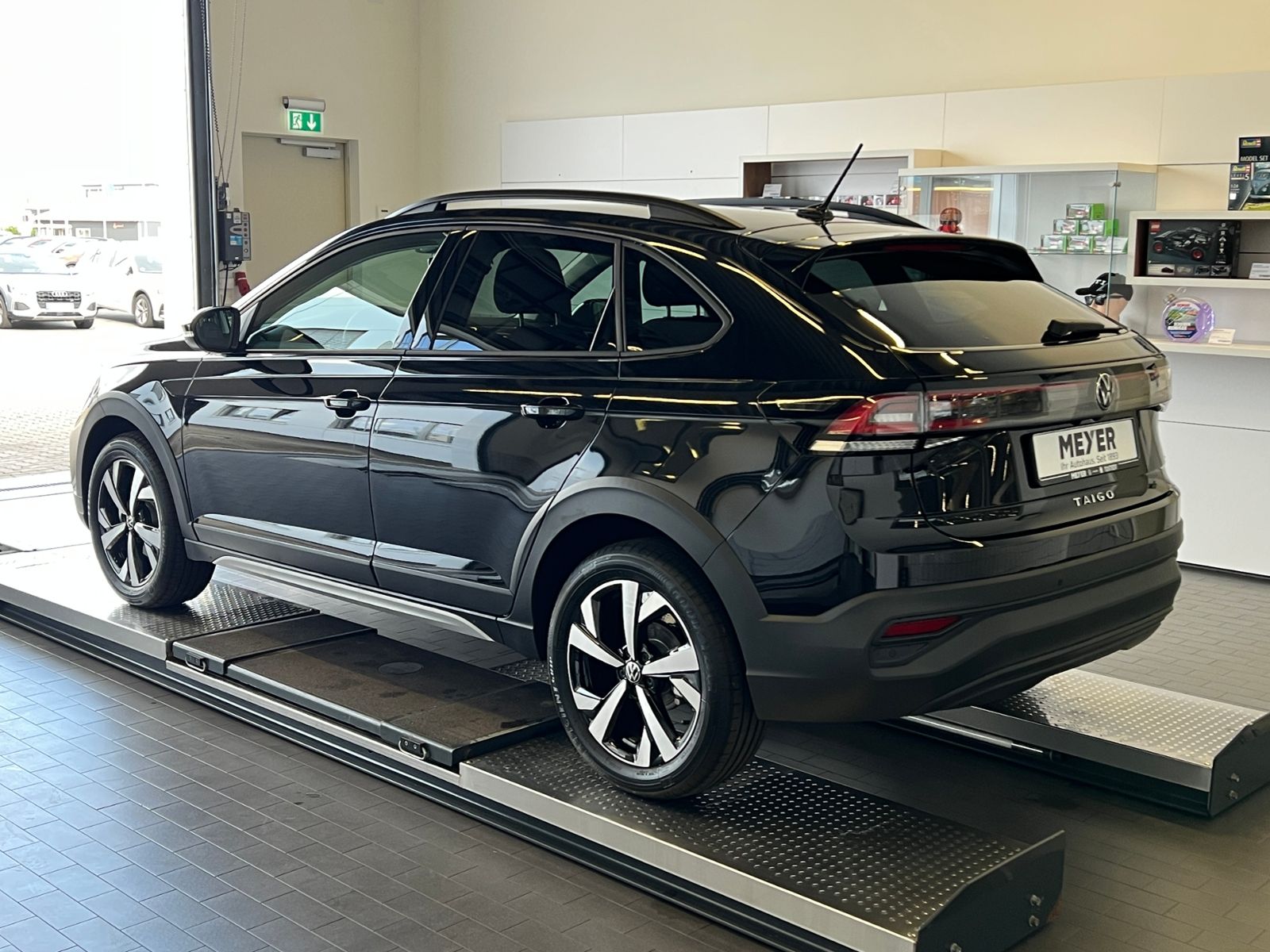 Fahrzeugabbildung Volkswagen Taigo Life 1.0 TSI DSG *Matrix,LED,ACC,Kamera,17