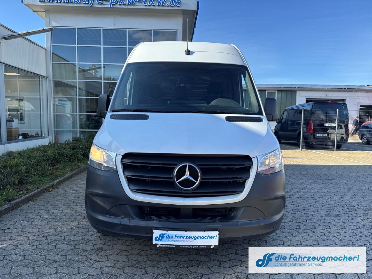 Fahrzeugabbildung Mercedes-Benz Sprinter Kasten 317 CDI L2 Automa. Navi CarPlay