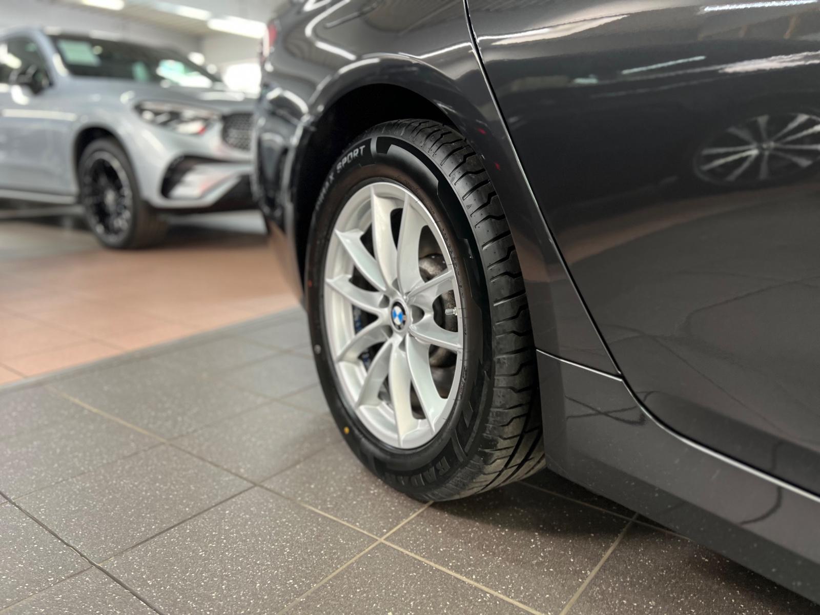 BMW 520d Touring AMB+DAP+PARK+DAKOTA+MEMORY