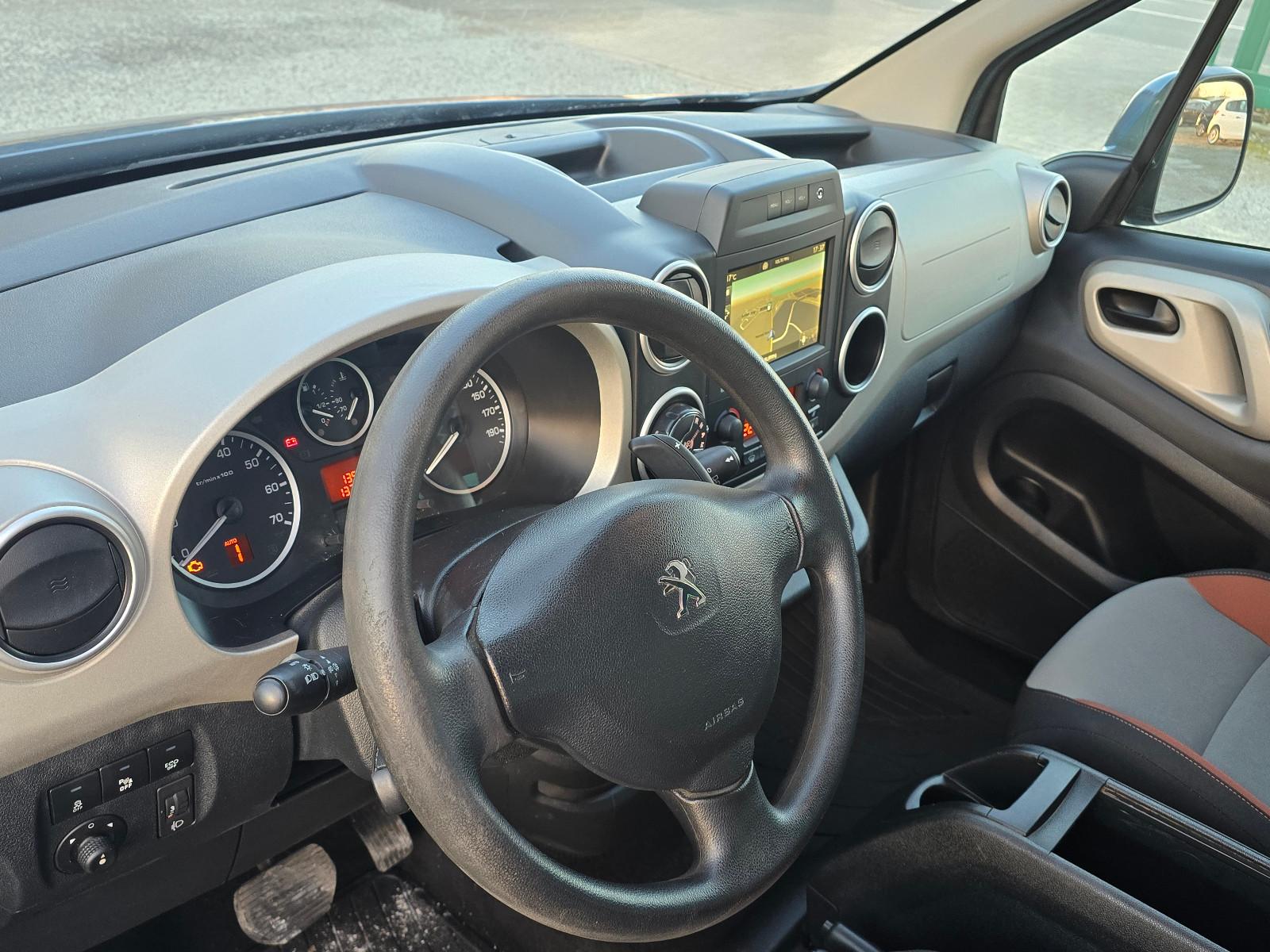 Peugeot Partner Tepee Active TÜV Dez./2027