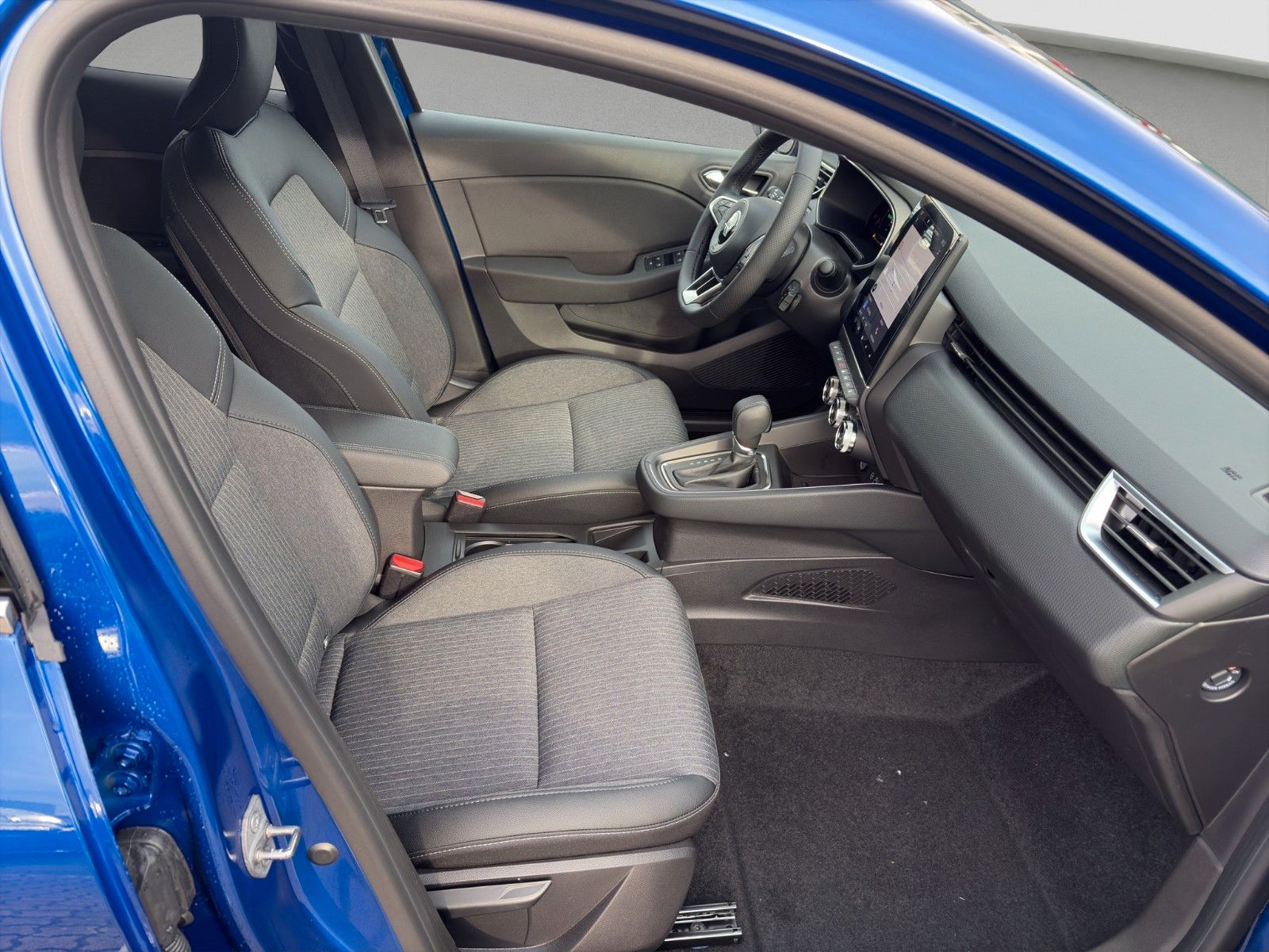 Fahrzeugabbildung Mitsubishi Colt Top Hybrid TAGESZULASSUNG