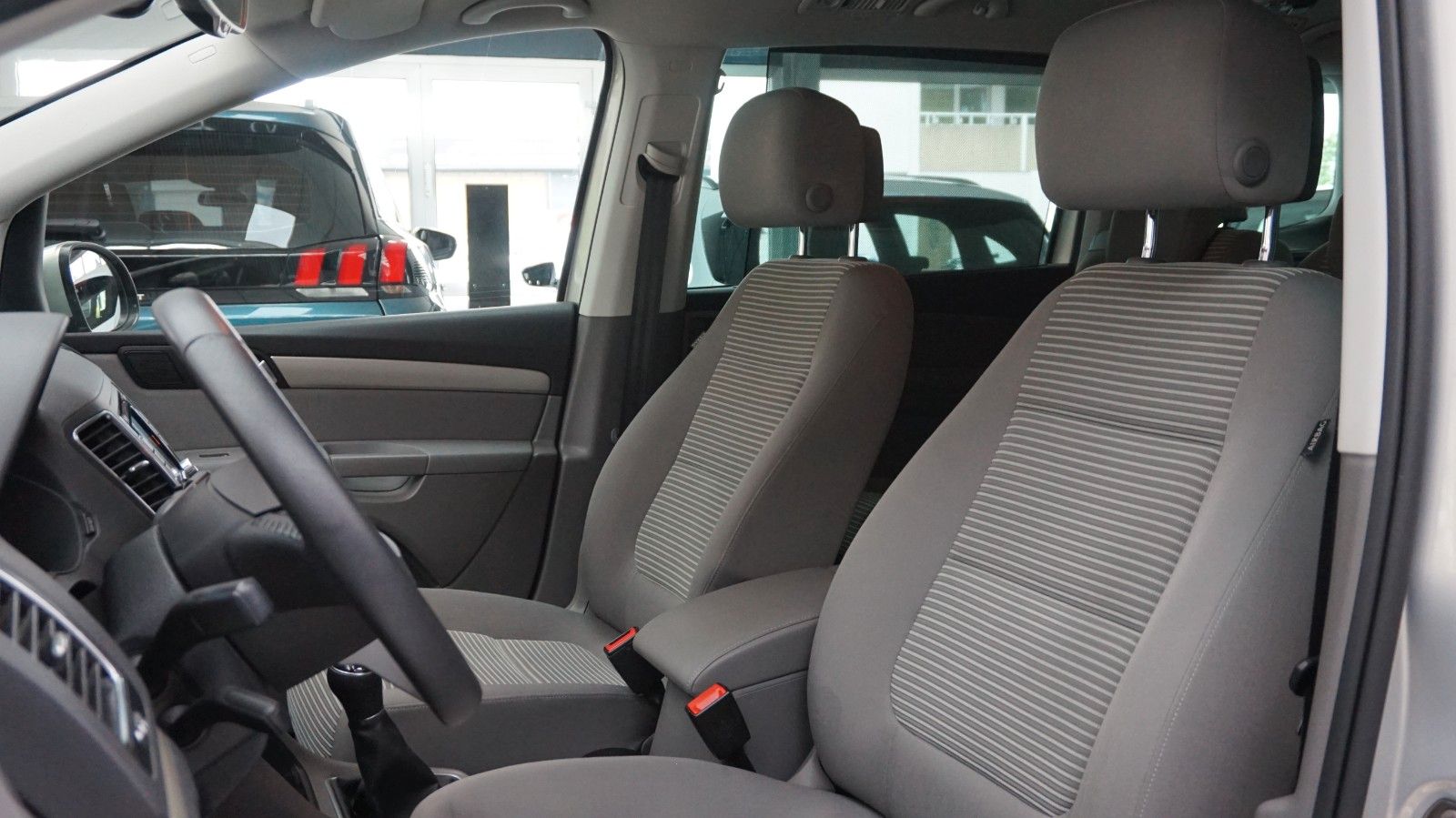Fahrzeugabbildung SEAT Alhambra 4You  7 Sitzer  durchs. Verbr. 5,5 L