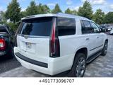 Cadillac Escalade 6.2 V8 360° AHK  7 Sitze Schiebedach - Cadillac Escalade: 6.2