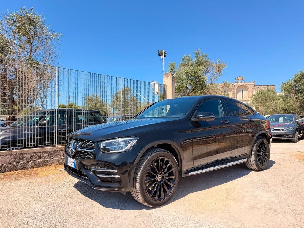 Image of Mercedes-Benz GLC 300