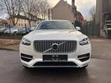 Volvo XC90 Momentum*LUFTFEDERUNG*KEY FREE* - Volvo XC90 in Essen