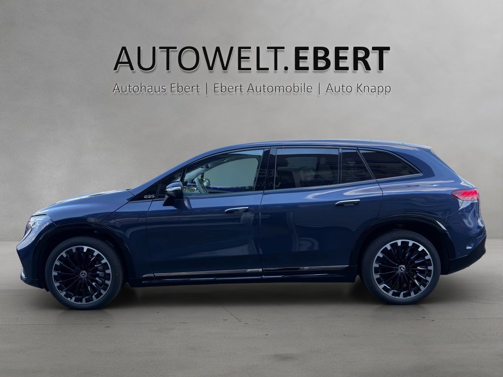 Fahrzeugabbildung Mercedes-Benz EQS580 SUV AMG BusinesClass 7-Sitz ExclusivNappa
