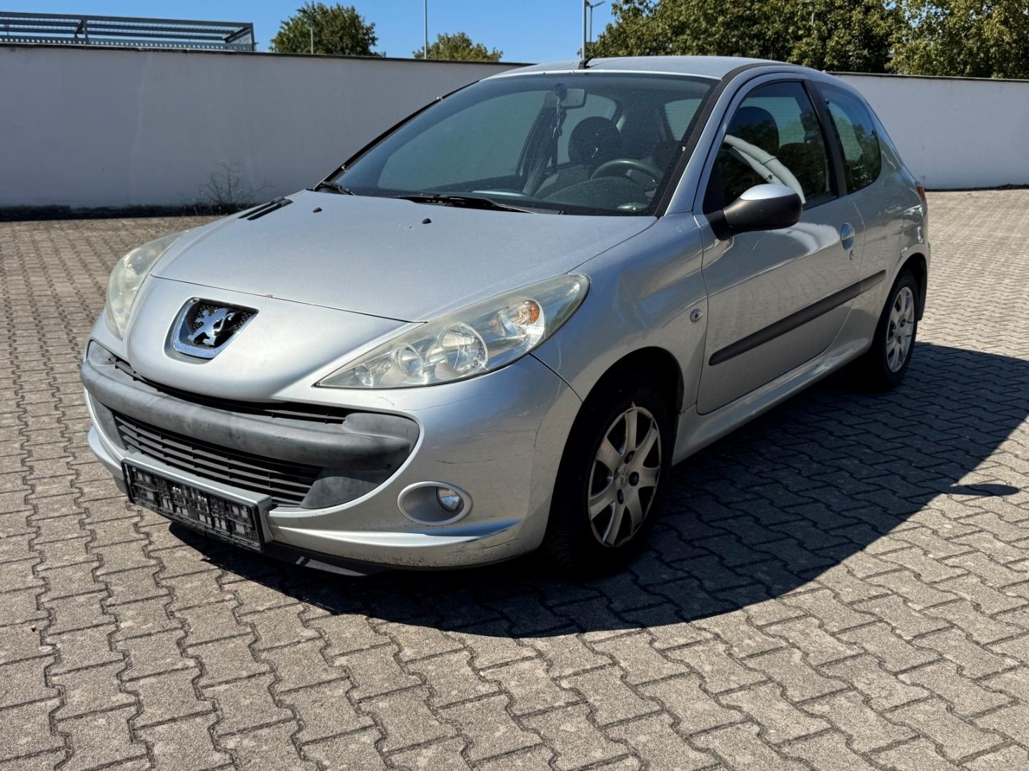 Peugeot 206 + Basis *Händlerfahrzeug*