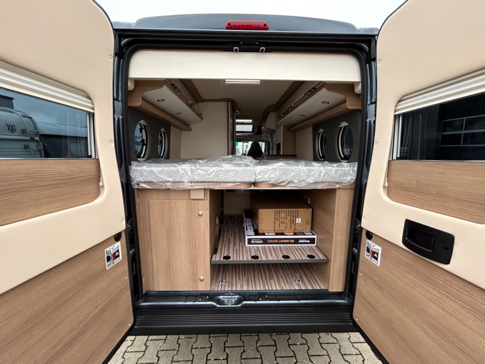 Fahrzeugabbildung Malibu Van 640 LE K GT Diversity MJ 25  Skyview Aktion