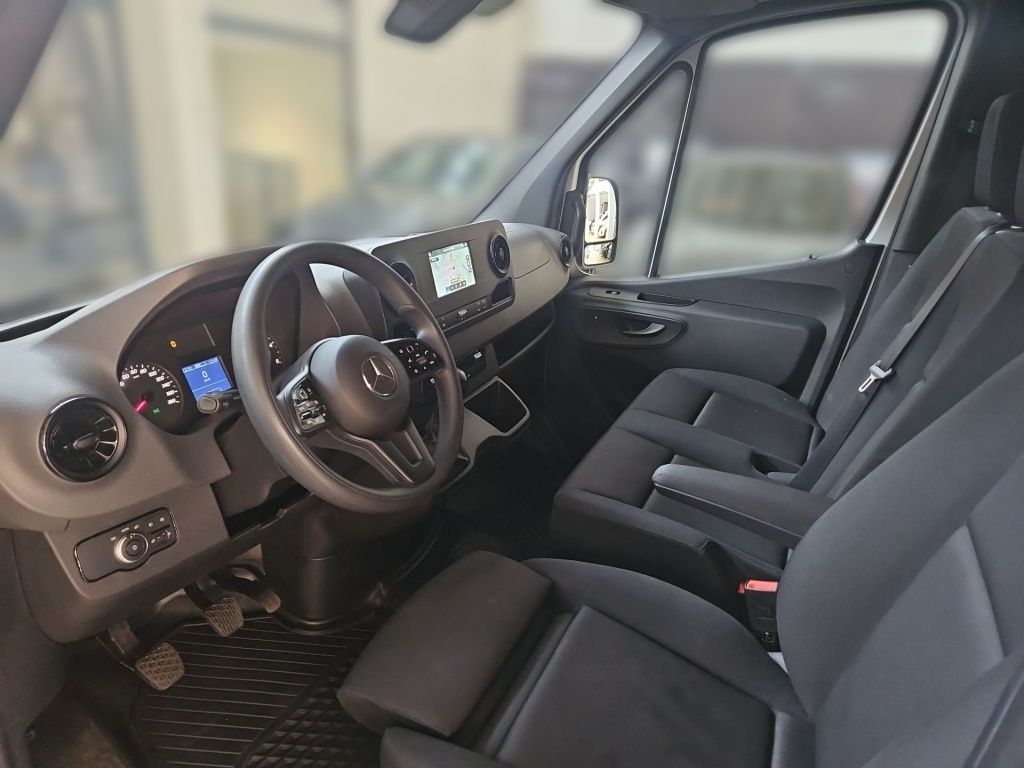 Fahrzeugabbildung Mercedes-Benz Sprinter 317 Kasten L2H2 360°Schwingsitz SHZ EDW