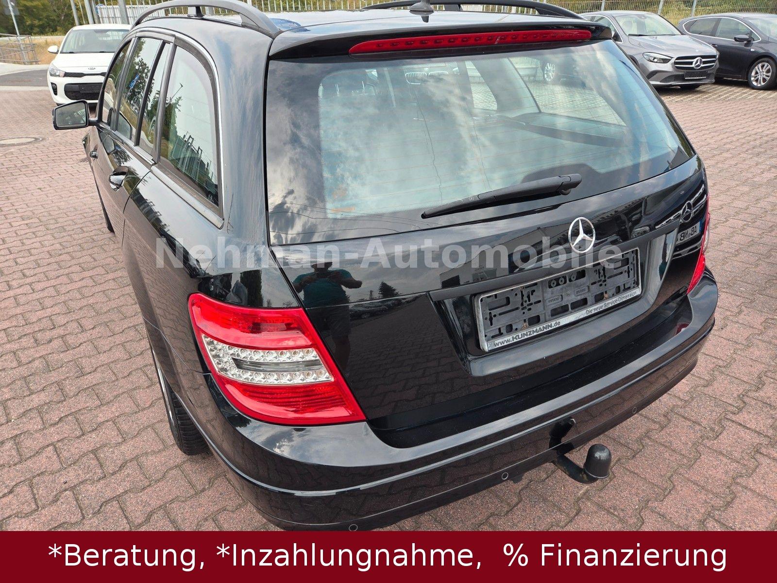 Mercedes-Benz C200 2010 — photo 7