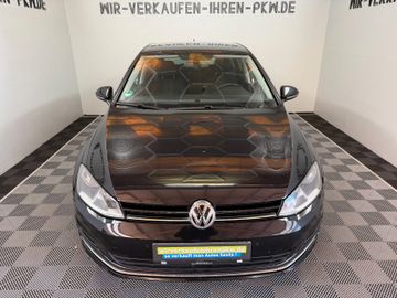 Volkswagen Golf - 2