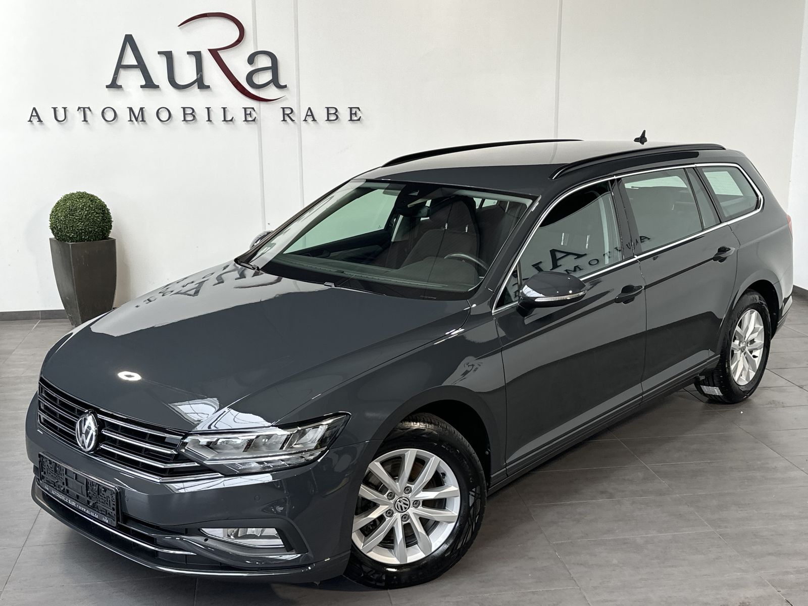 Fahrzeugabbildung Volkswagen Passat Variant 2.0 TDI DSG Business NAV+LED+ACC