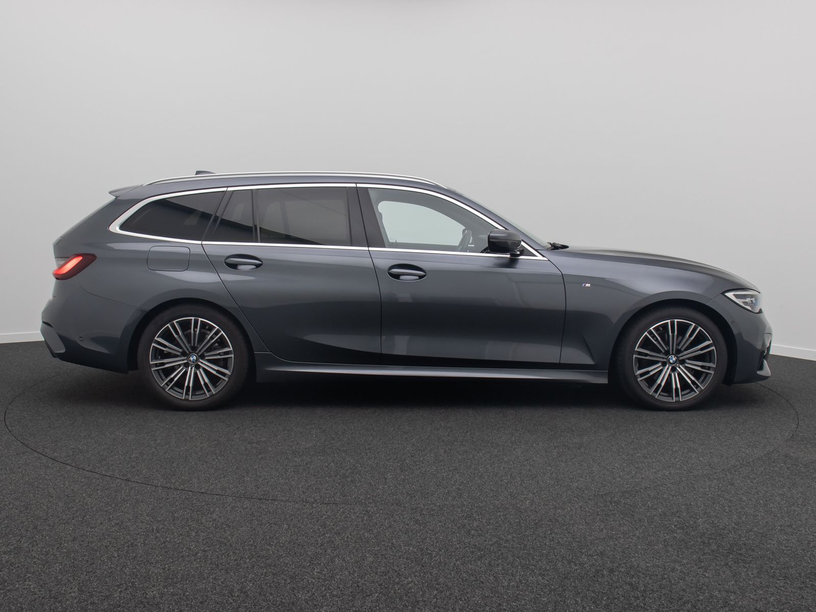 Fahrzeugabbildung BMW 320d M Sport DAB Kamera Alarm Komfort Individual